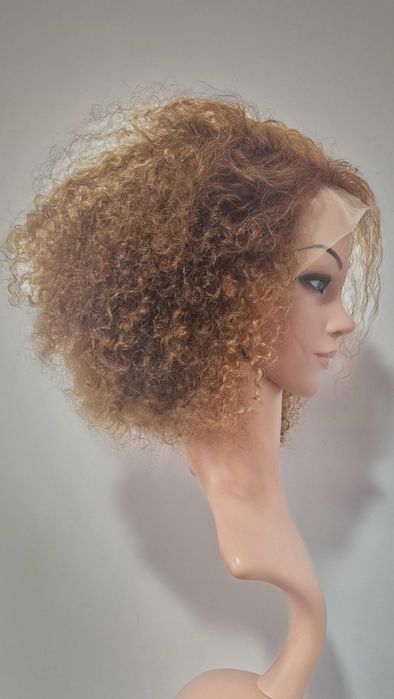 Къса естествена афро перука с обем – кафява с руси кичури | Lace  13x4