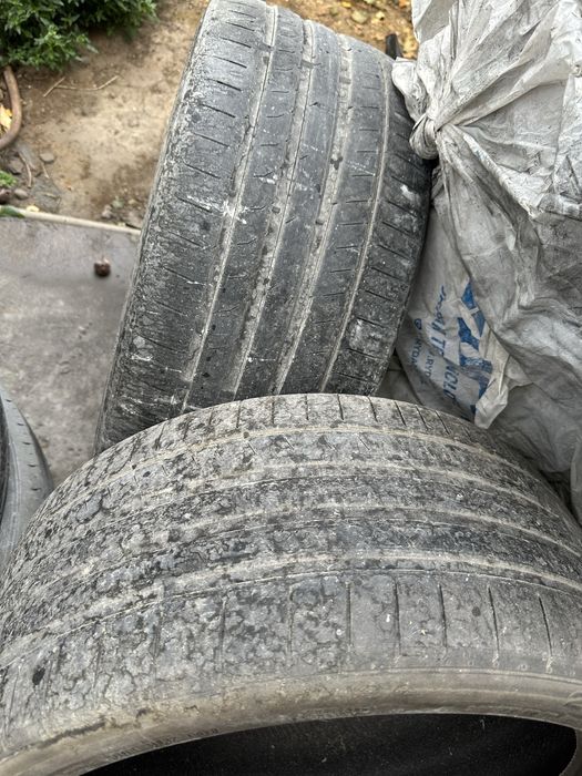 Резина летняя 255 35 р19