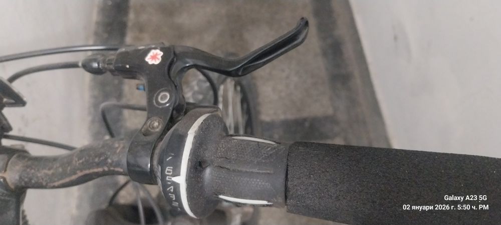 Велосипед Apollo и ухо за оптегач  на sram UDH