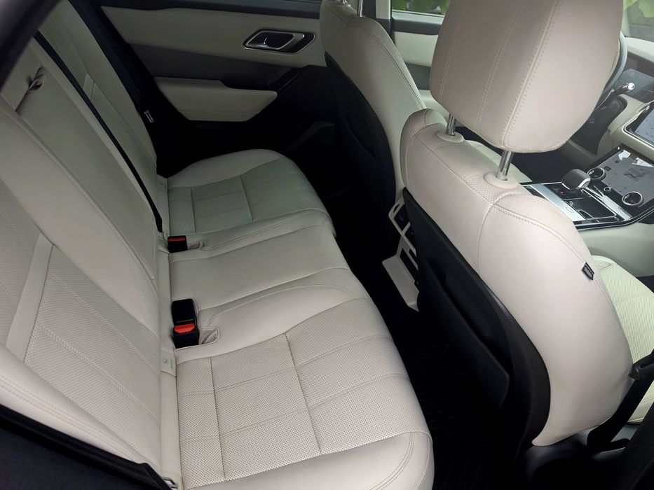 Range rover velar