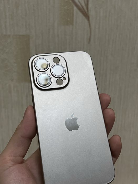 Iphone 13 pro uchun 15 pro chexol.