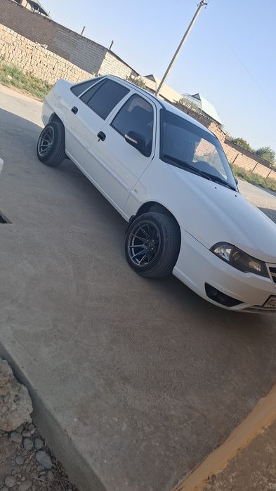 Сака диска сотилади 15 дюм