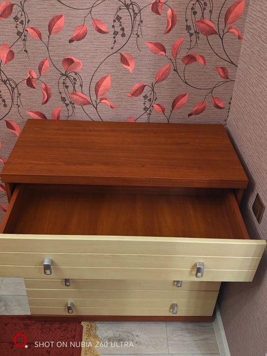 Продаётся  комод для спальни Terrex