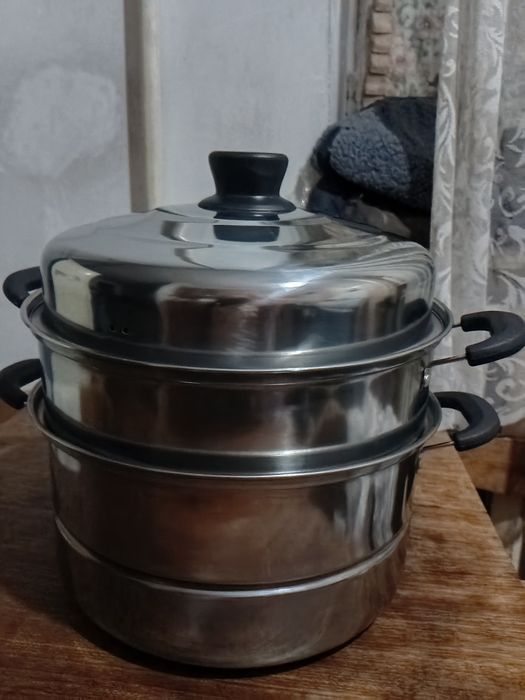 Продам  стальную  мантоварку