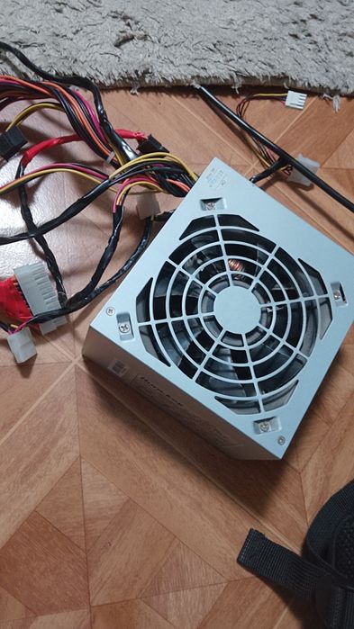 Продам блок питания 450W