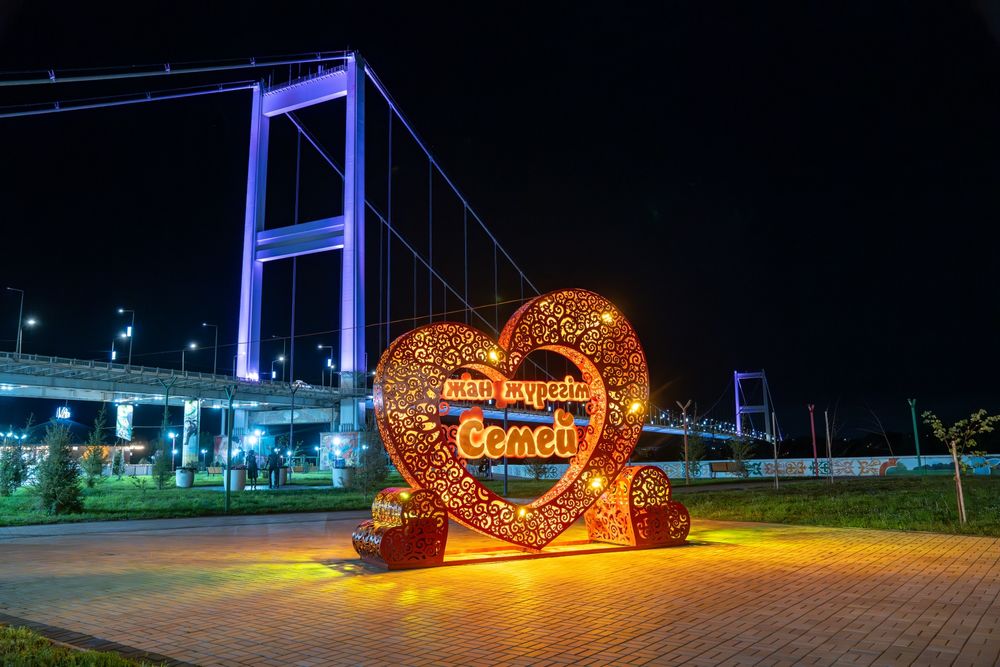 Скульптура, памятник, МАФ, арт-обьекты, кобыз, домбыра, арка, Стелла,