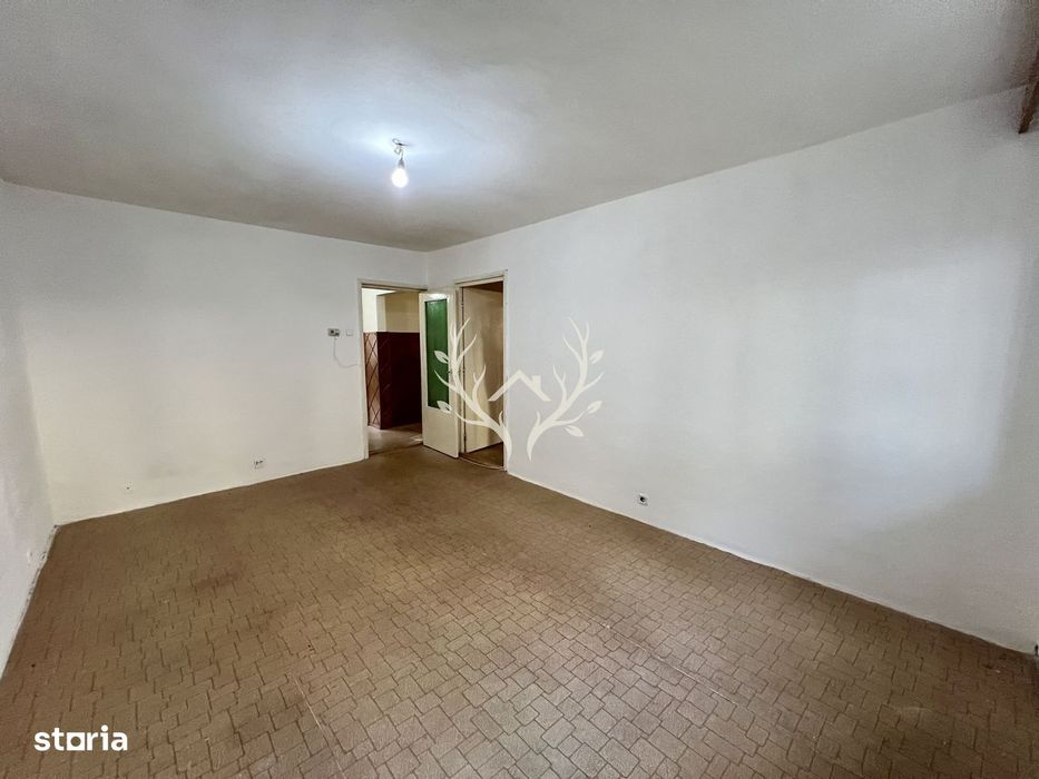 Apartament cu 3 camere, pregatit pentru renovare in Zorilor — fotografia 3