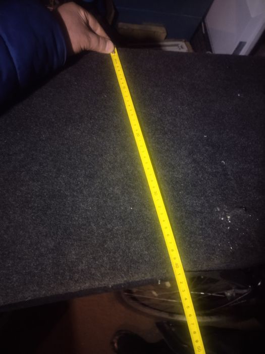 Продам короб сабвуфера