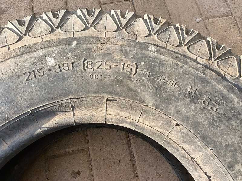 ОДНА сельхозшина (8.25-15) модель И-83 (СССР).