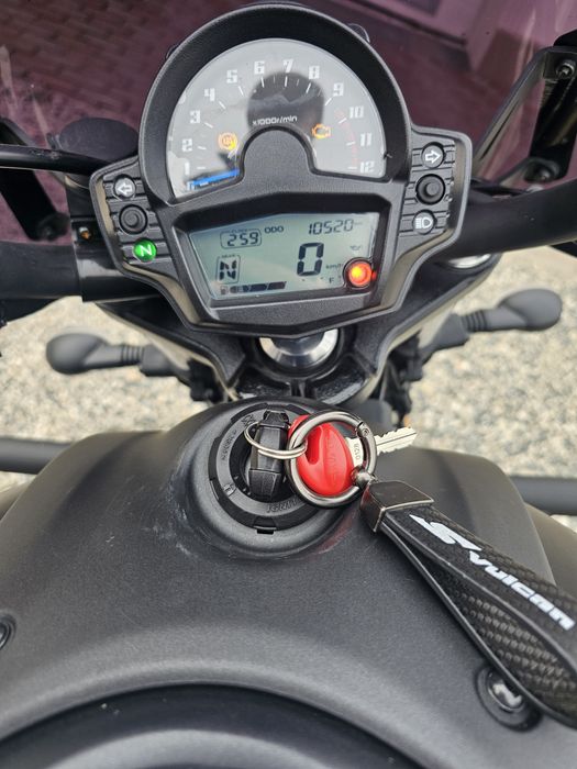 Vand motocicletă kawasaki vulcan s