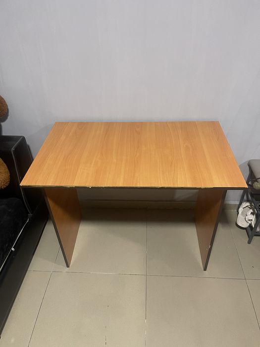 Стол офисный рабочии, парта