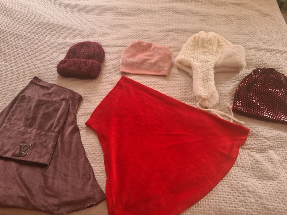 Продам шапки женские