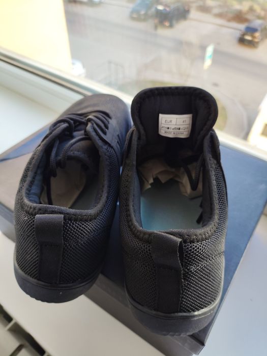 Кроссовки мужские дышащие под форму стопы