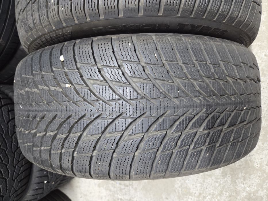 Set 4 anvelope SH iarna Nokian 235/45/18 dot 2020