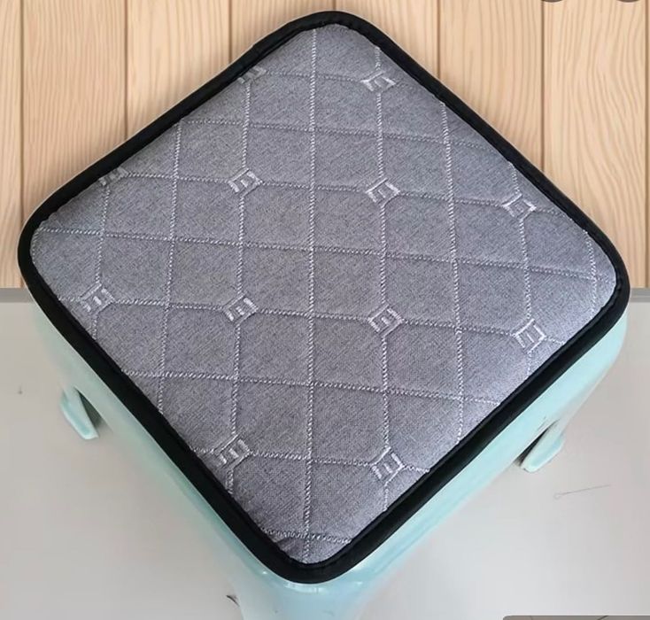 Накидки для табуреток и стульев 40х40 (4шт)