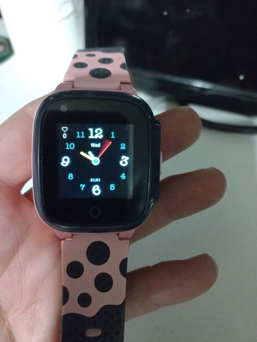 Smartwatch copii cu sim si buton panica gps