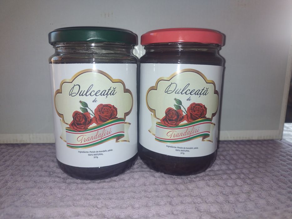 Sirop și dulceață de trandafiri