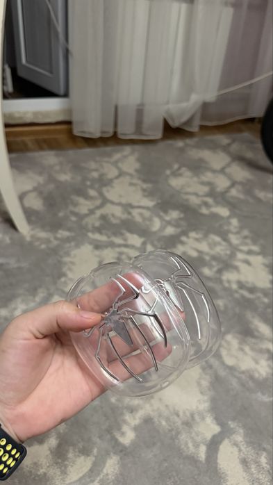 продам чехол для airpods maxс пауком