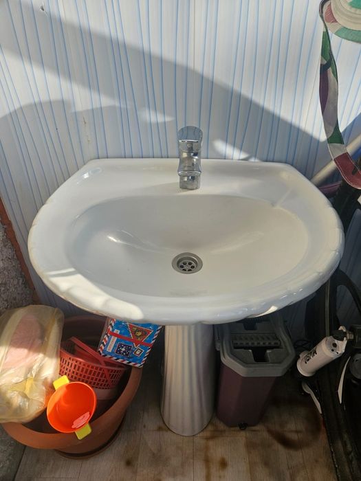 Продам раковину тюльпан