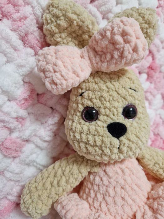 Плетена играчка - зайче