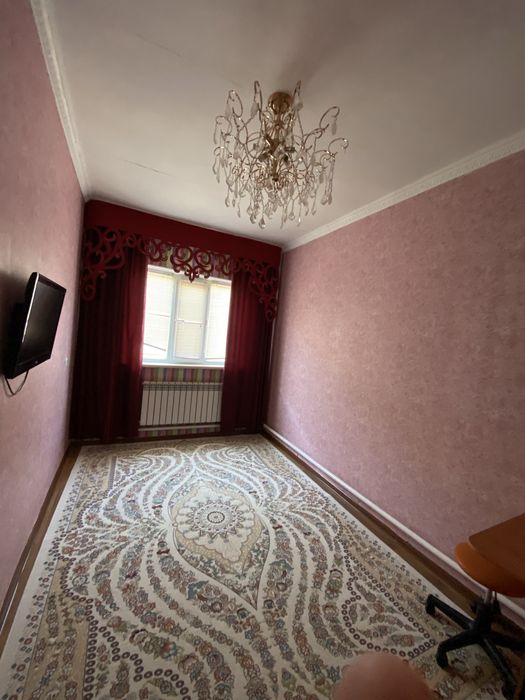 3 бөлмелі уй сатамын.