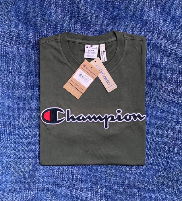 Champion T-shirt ОРИГИНАЛНИ мъжки тениски - S и M
