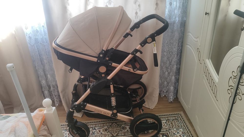 Коляска универсальная