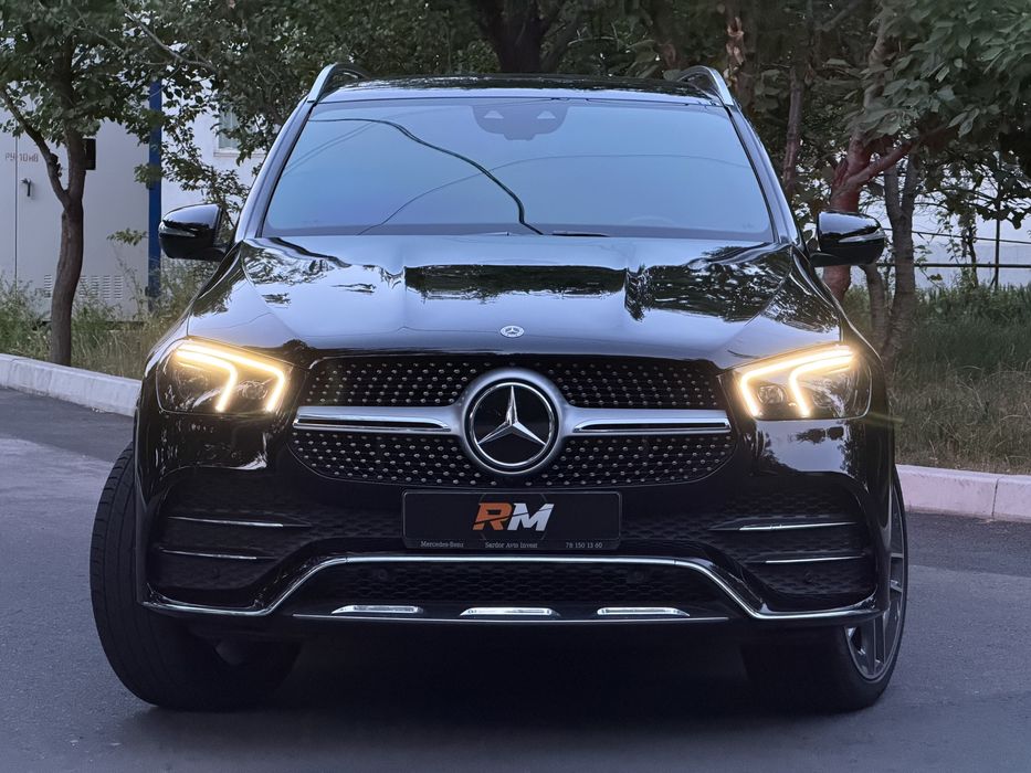 Mercedes Benz GLE450 4 matic full options