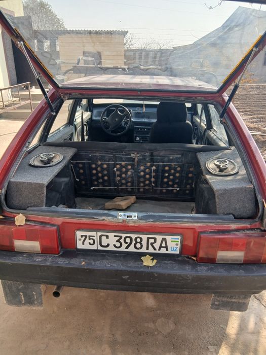 ВАЗ 2109 самара Йуриб турган яхши мошина бошқа мошина олмоқчи эдим шу