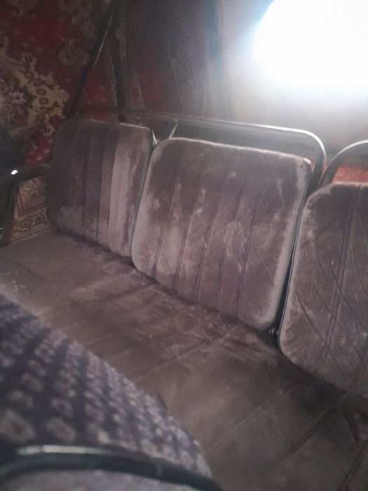 UAZ sotiladi kelishilgan narxda