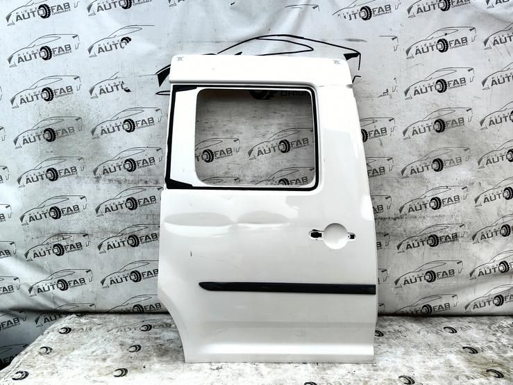 Usa dreapta laterala,culisanta Volkswagen Caddy an 2003-2004-2005-2006