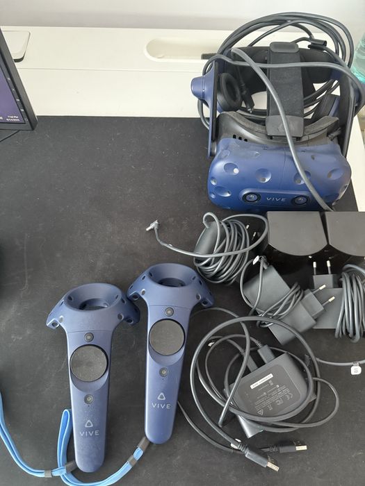 PC Gaming RTX 3080 + Ryzen 9, HTC VIVE PRO, posibil schimb cu PS 5 Pro