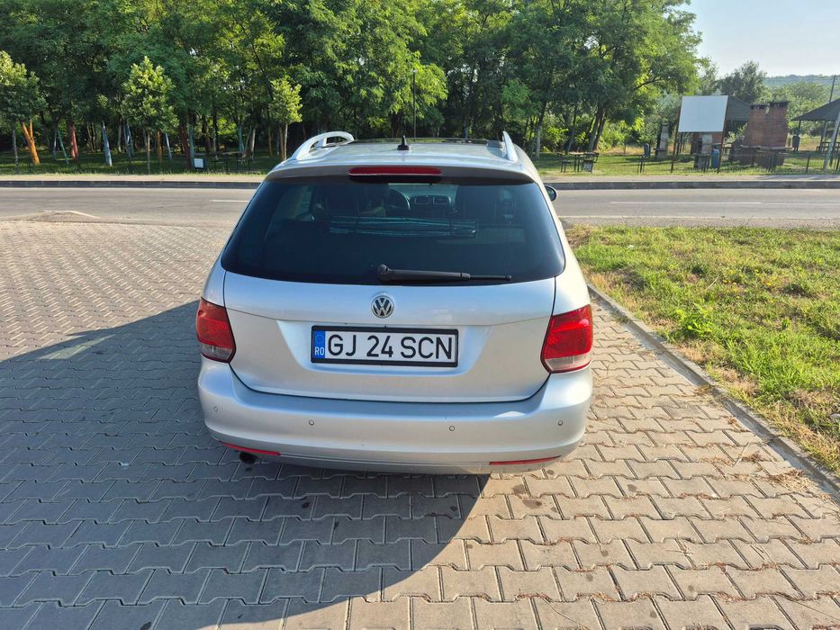 VOLKSWAGEN Golf 2011 — imagine 2