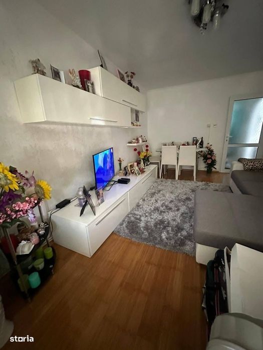 De vanzare apartament cu 2 camere si balcon, zona Pascal, pret 55000e