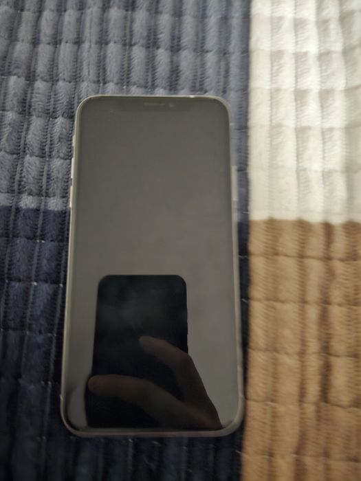 Apple Iphone Xs.