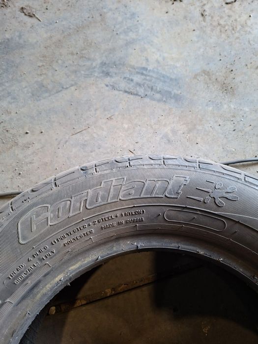 Продаю резину на 13