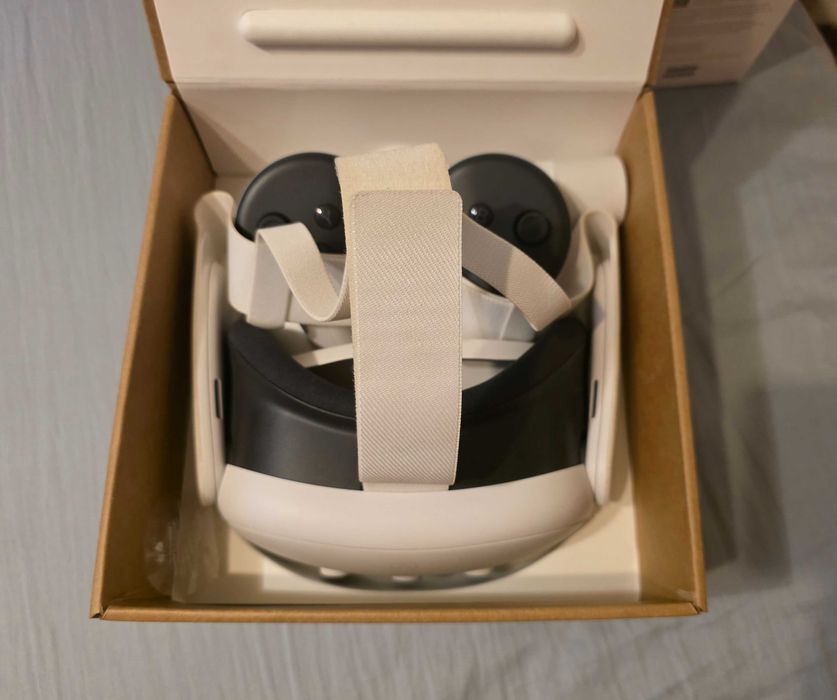 Ochelari VR META Quest 3, 512GB, Alb, impecabili, factura, garantie pina in 16.10.2027