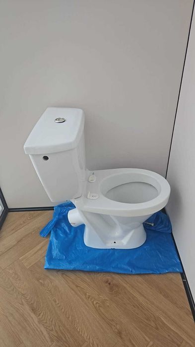 Срочно! Продам унитаз