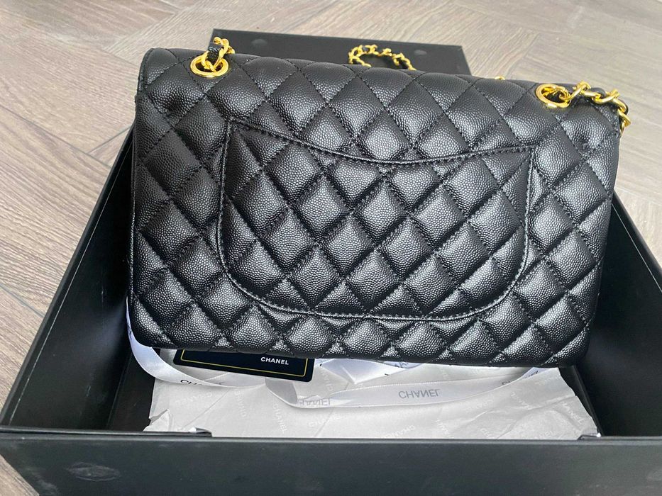 Geantă Chanel din Piele Neagră, Poseta Chanel din Piele Granulată