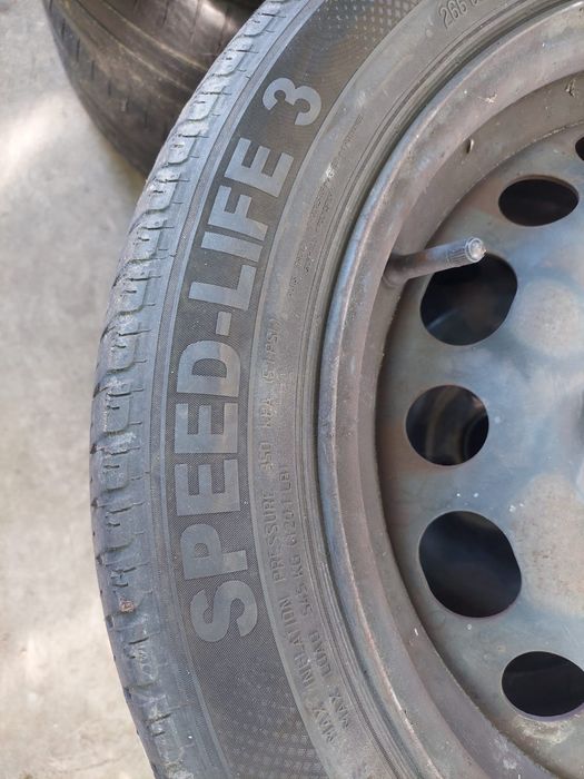 Anvelope  (Cauciucuri) Semperit 195 55 16 cu jante de Peugeot