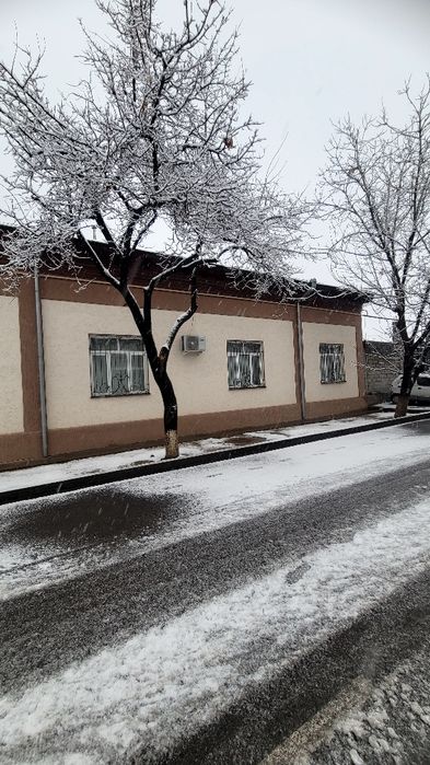 Yengi 16 yilli Bunyotkor maxxala 4 sotix yer sotiladi