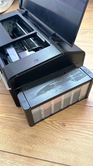 Продам принтер. Модель принтера Epson L800