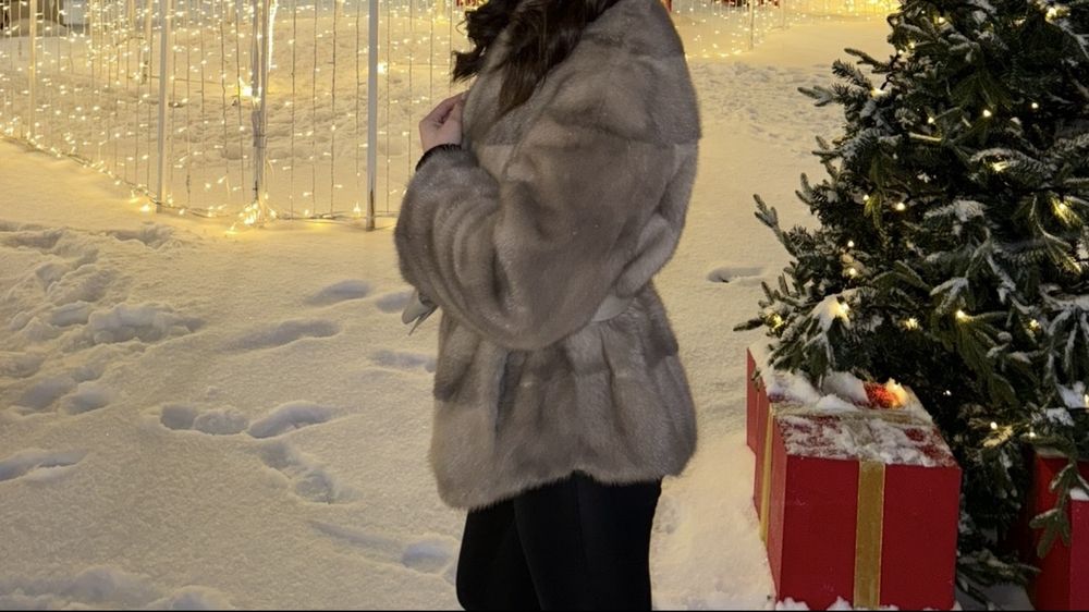 Норковая, новая шуба.