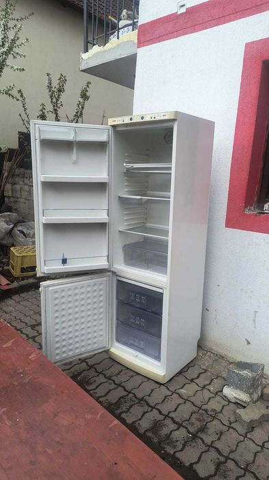 Combina frigorifica/ urgent