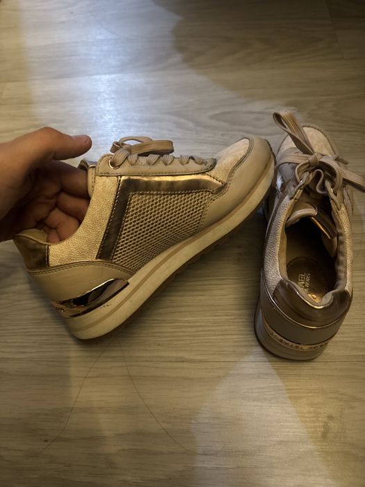 Оригинал michael kors кроссовки летние продам