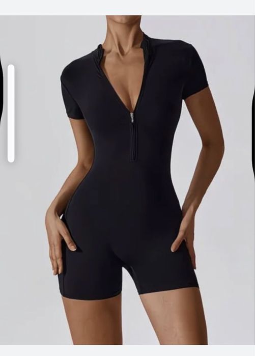 Продам женские вещи