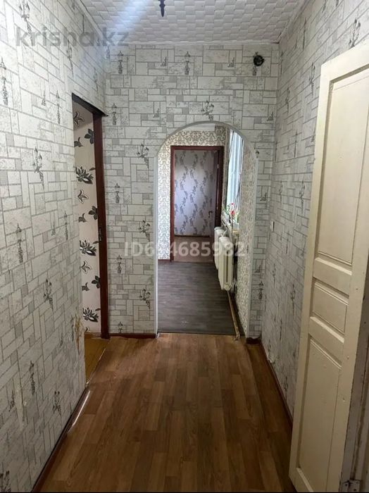 Продается квартира барачного типа. Угловая