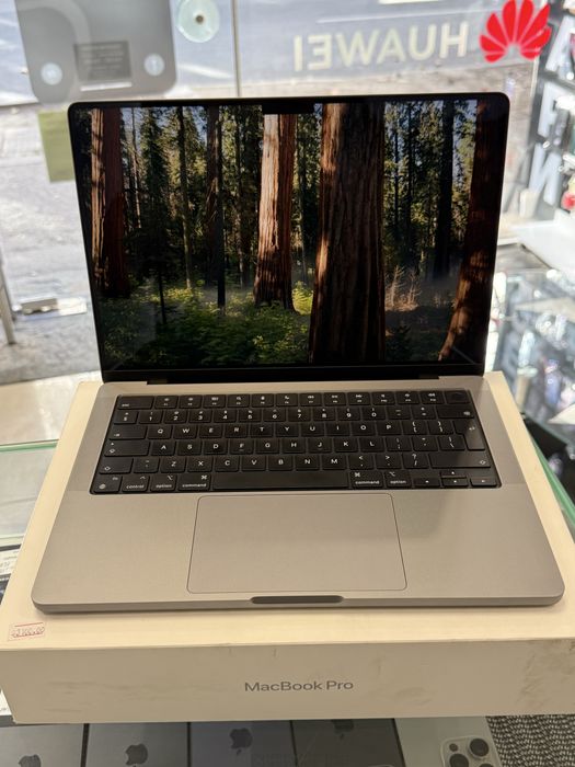 MacBook Pro 14 M3 512SSD като нов!