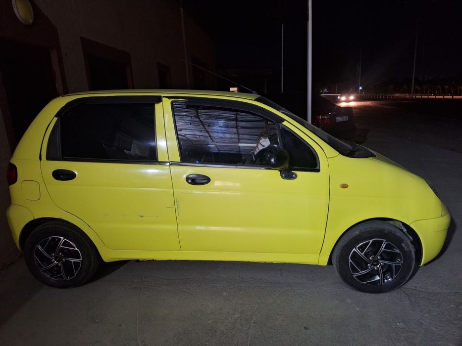 Matiz sotiladi tez va arzon