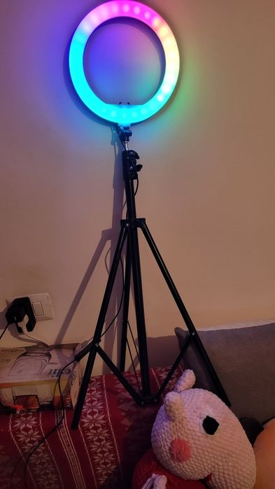 Trepied luminos funcțional